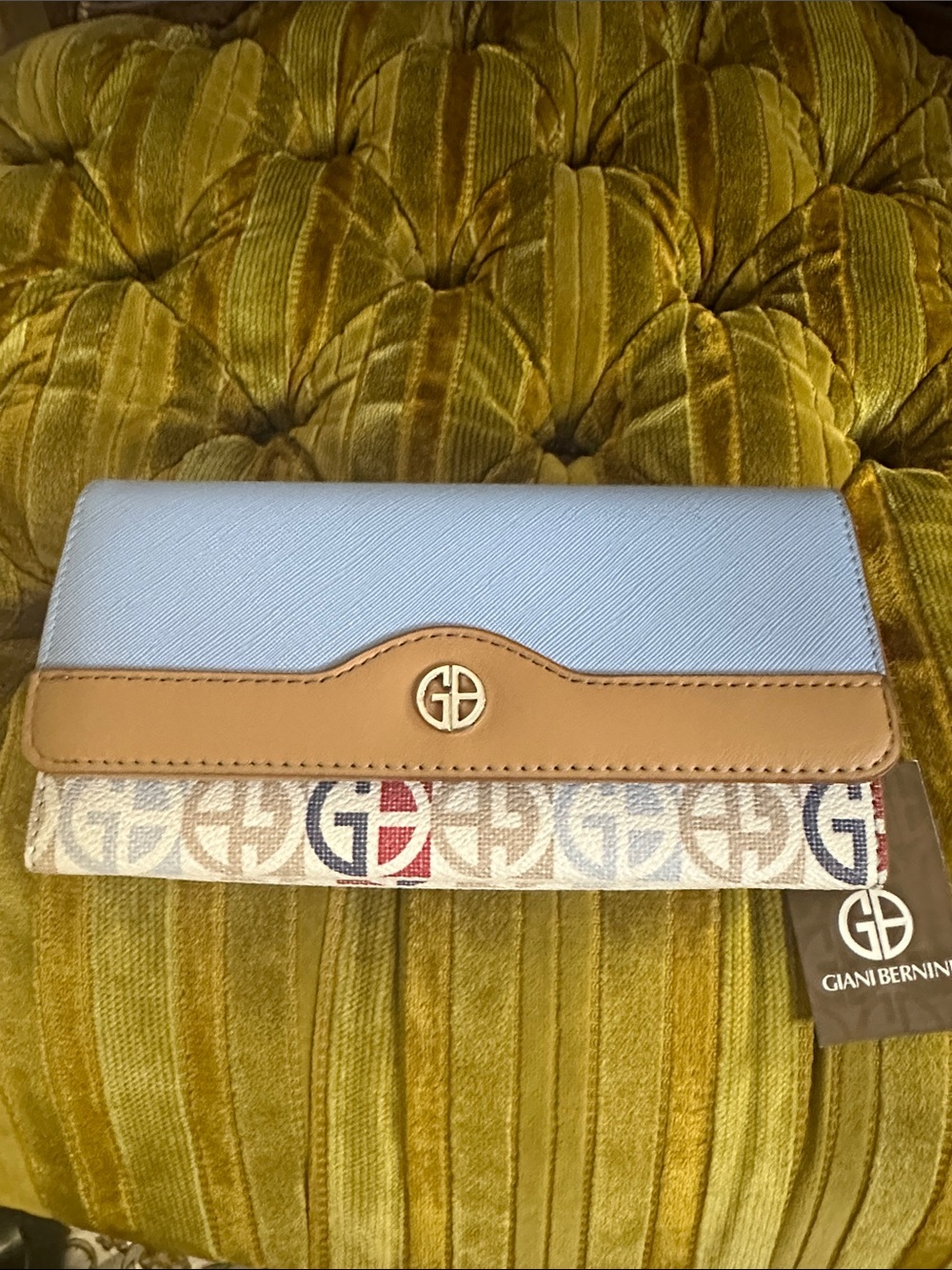 Giani Bernini Light Blue and Tan Logo-Trim Clutch Wallet